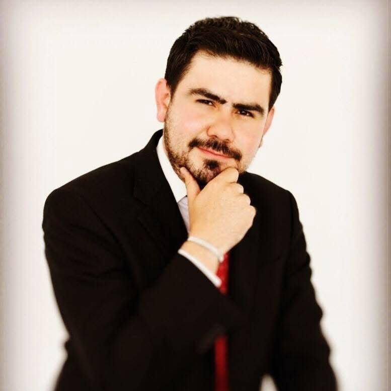 Eleazar Pérez Castro