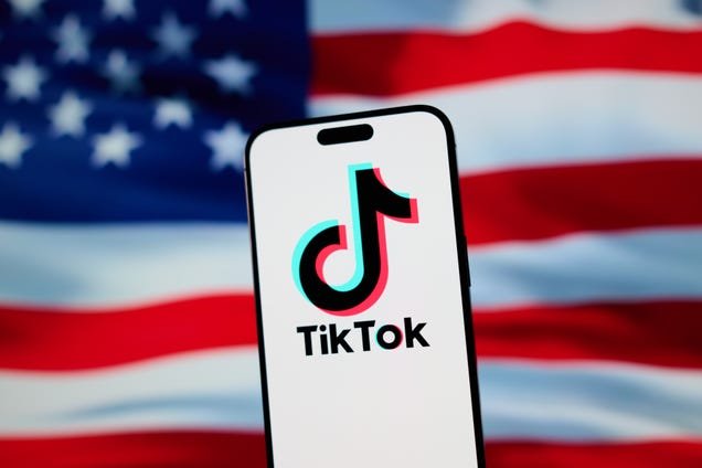 ¿Prohibida? ¿Vendida? ¿Blindada? La verdadera historia de TikTok bajo el gobierno de Trump Eje Global