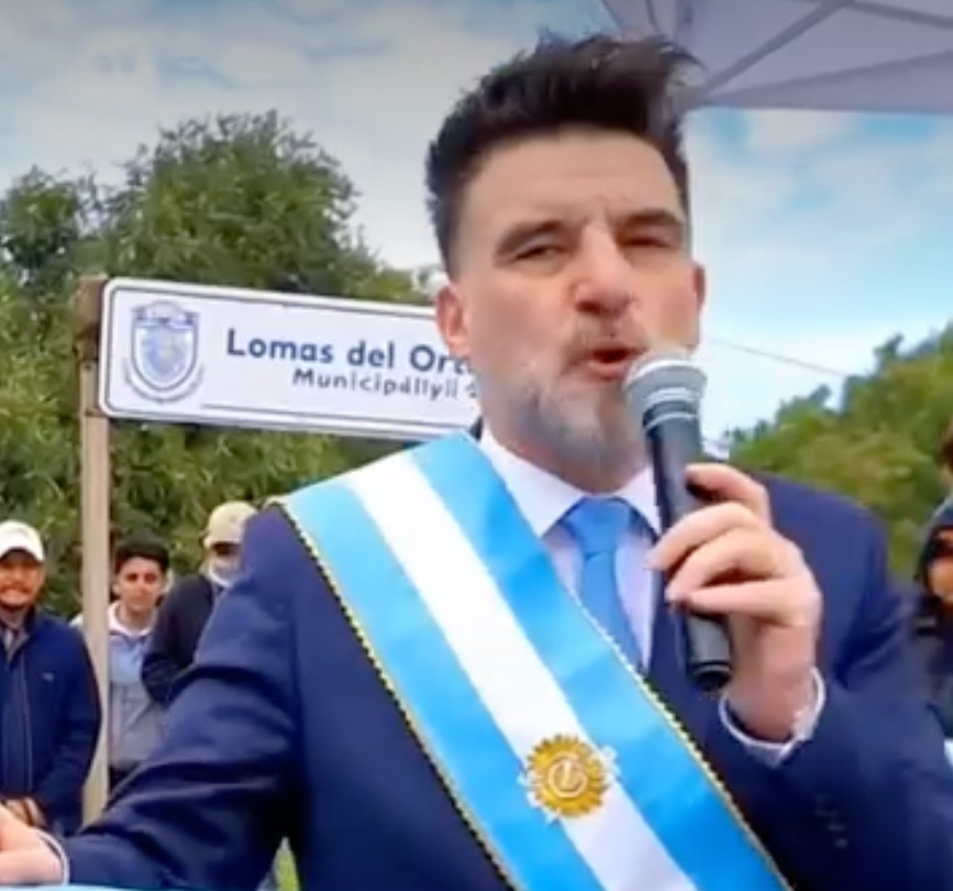 De virtualidad a la realidad, cuando la parodia se parece al poder político Eje Global
